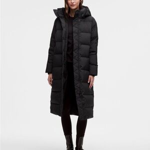 NWT Lululemon Wunder Puff 600-fill down long winter jacket size 12 (Large)